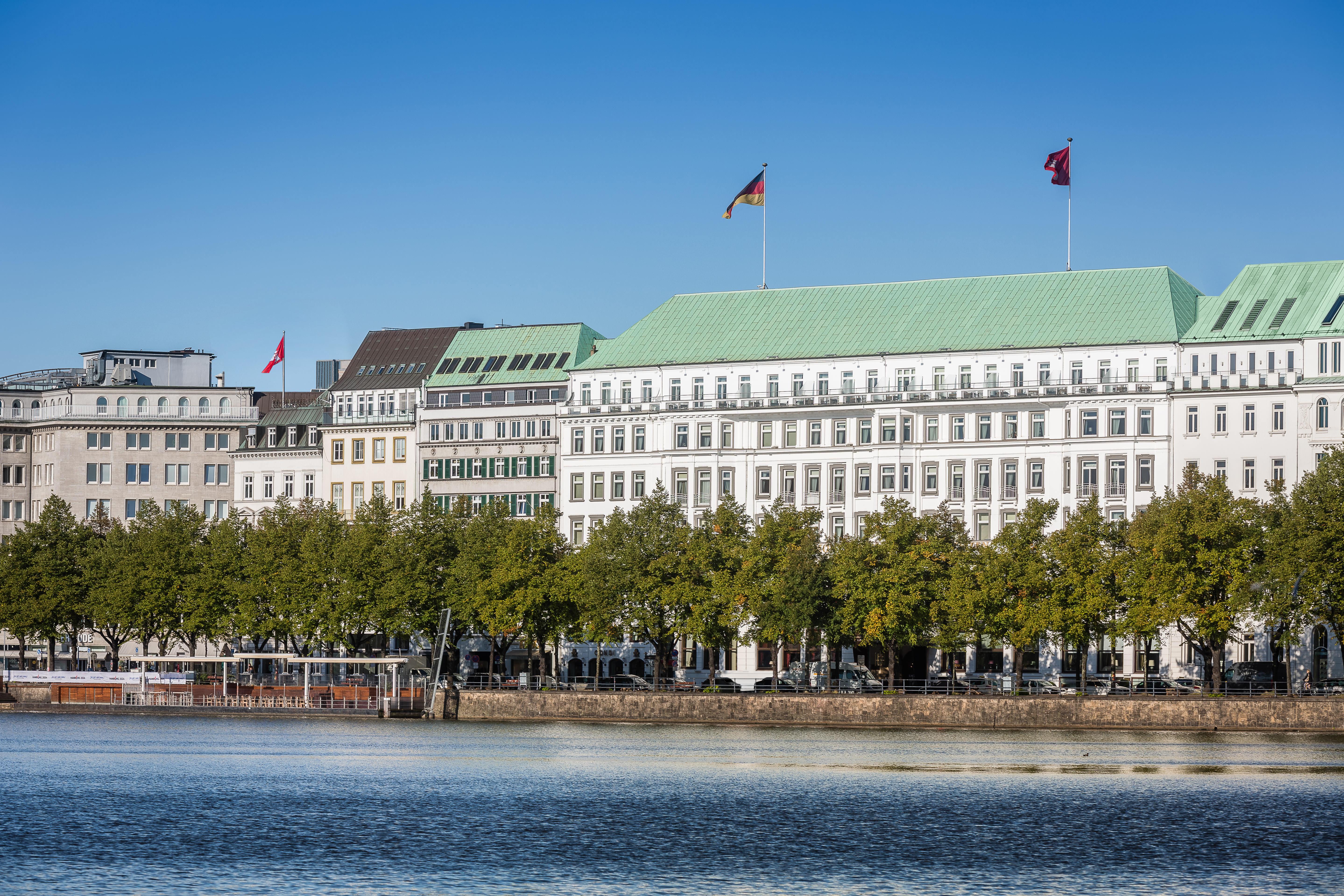 Fairmont Hotel Vier Jahreszeiten, Hotel Des Jahres 2023 & 2024- Die 101 Besten Hamburg-Harburg Exteriör bild